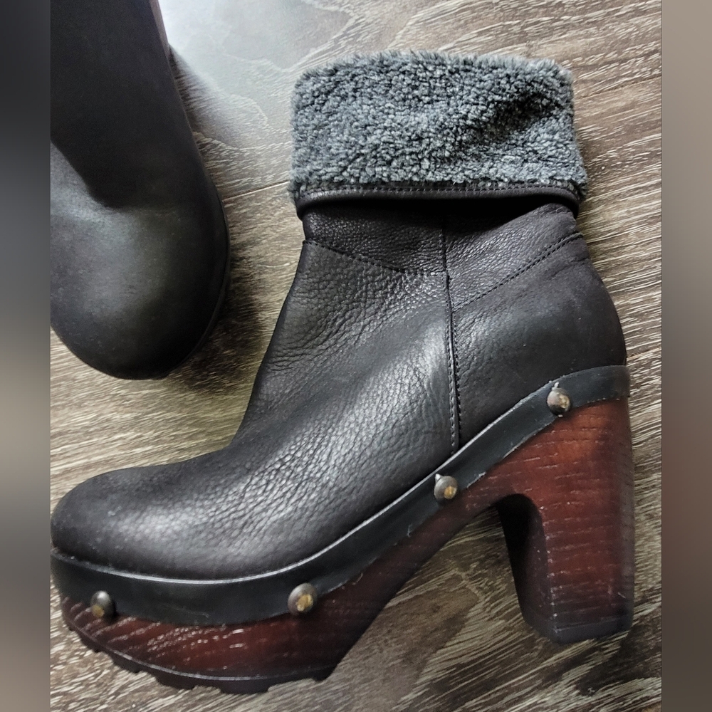 Prima leather booties in size 36
